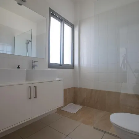 Villa Esprit 30 Polis